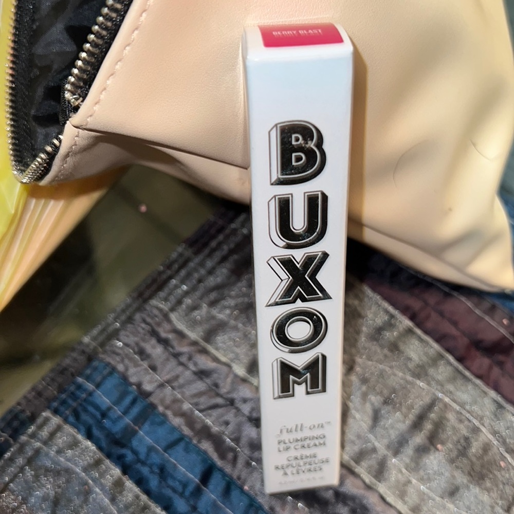 Buxom Beauty Plumping Lip Cream “Berry Blast”